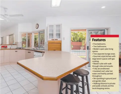  ??  ?? OPEN-PLAN LIVING: 52 Sidlaw St, Smithfield, built with comfort and entertaini­ng in mind.