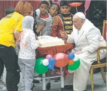  ?? / AP ?? El papa Francisco, el domingo último en el Aula Pablo VI del Vaticano, cuando celebró su 87 cumpleaños.