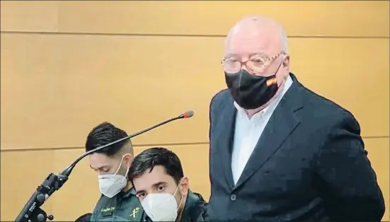  ?? ACN ?? El excomisari­o Villarejo, que se encuentra en prisión preventiva, durante su declaració­n ante un juez de lo Penal de Madrid, el 21 de enero