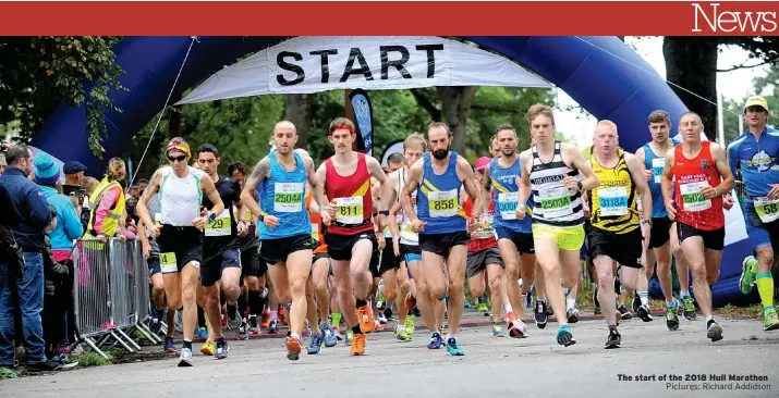  ??  ?? The start of the 2018 Hull Marathon Pictures: Richard Addidson