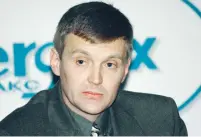  ?? (Vasily Djachkov/Reuters) ?? ALEXANDER LITVINENKO, a former officer in Russia’s state security service, attends a news conference in 1998. He later died after being poisoned with a rare radioactiv­e isotope.