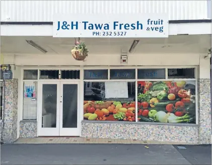  ??  ?? The vacant store at 172 Main Rd, Tawa.