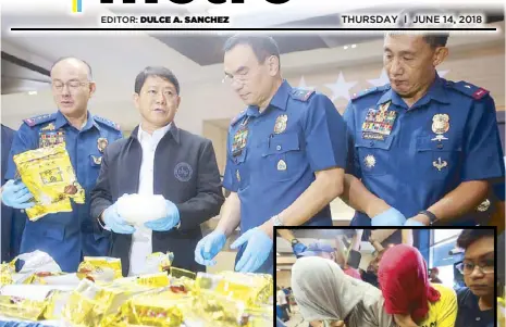  ?? BOY SANTOS ?? From left, Philippine National Police chief Director General Oscar Albayalde, acting Interior Secretary Eduardo Año and Metro Manila police director Chief Superinten­dent Guillermo Eleazar inspect shabu seized from Ruby Calabio and her son Ian Akira (inset) at Camp Crame in Quezon City yesterday.