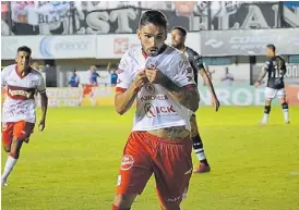  ?? PRENSA DEP. MORÓN ?? Hincha. Germán Pacheco anotó un gol en el debut.