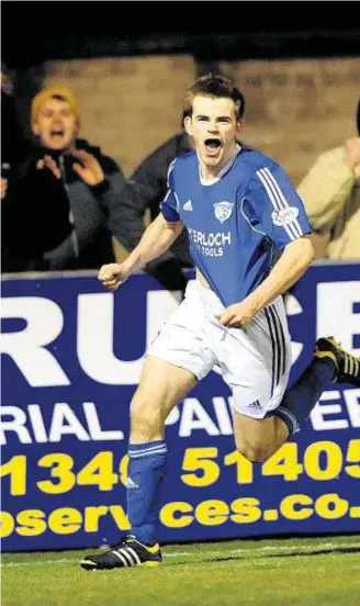  ??  ?? THAT WINNING FEELING: Jamie Redman gets on the run after scoring the Peterhead