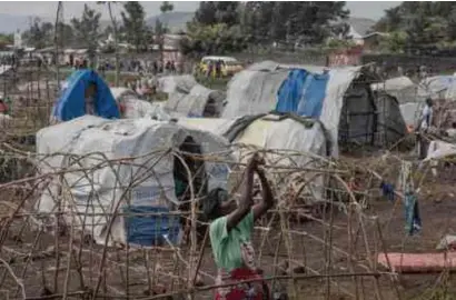  ?? © afp ?? Al meer dan 1 miljoen ontheemden leven nu in kampen buiten de stad.