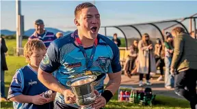  ?? ?? - Central captain Braden Stewart with the STUFF Tasman Trophy last season.