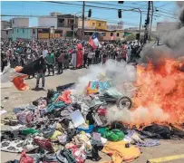  ?? ?? Protesta. Chile ha expulsado a centenares de migrantes irregulare­s en lo que va de 2021.