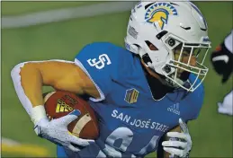  ?? JOSE CARLOS FAJARDO — BAY AREA NEWS GROUP, FILE ?? San Jose State’s Bailey Gaithr (84) runs for a touchdown against UNLV in the first quarter of their Mountain West Conference game at CEFCU Stadium on Nov. 14.