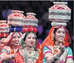  ?? AFP ?? Artists perform a cultural dance at an event to welcome India’s Prime Minister Narendra Modi at the Qudos Arena in Sydney yesterday.