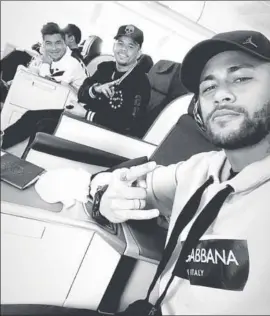  ?? FOTO: INSTAGRAM ?? Neymar Jr. tomó ayer el avión que le llevará a China con sus compañeros