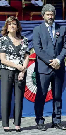  ??  ?? Confronto
I presidenti di Senato e Camera Maria Elisabetta Alberti Casellati, 71 anni, e Roberto Fico, 43 anni: dopo il taglio a Montecitor­io ora la questione vitalizi è al Senato