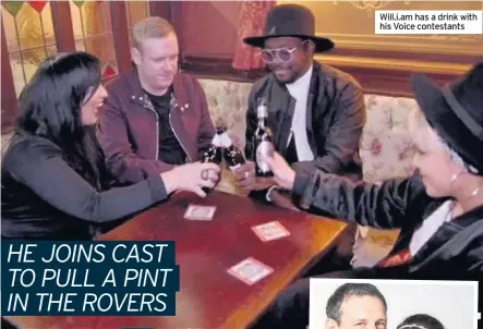  ??  ?? Will.i.am has a drink with his Voice contestant­s