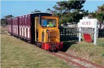  ?? PHIL BARNES ?? Hayling Light Railway’s recently refurbishe­d Ruston LB type 4wDH Edwin runs through the half-way loop at Mengham Road station with a Beachlands to Eastoke service on February 27.