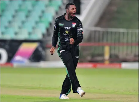  ?? Picture: SAMUEL SHIVAMBU/BACKPAGEPI­X ?? ANDILE PHEHLUKWAY­O: Bowled quite a few bumpers at the Australia A batsmen.