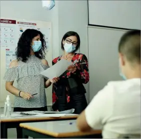  ??  ?? Avaliação na Escola Secundária D. Dinis, em Lisboa, dividiu estudantes