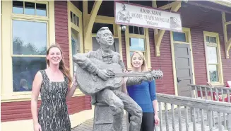  ?? Vernon Oickle ?? Kelly Inglis, manager of the Hank Snow Home Town Museum (left), and summer employee Rachel Foley are busily getting ready to host the 28th annual Hank Snow Tribute in Liverpool, Aug. 16 to 19.