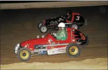  ?? RICK KEPNER - FOR DIGITAL FIRST MEDIA ?? Vintage midget action took to the track last Friday for the Outlaw Enduro Series at Grandview Speedway. While Friday night’s races went off, Saturday’s regular features were rained out.