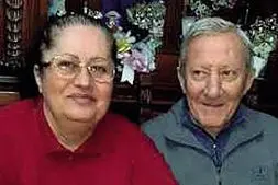  ?? ?? Assassina e vittima Nadire Kurti, 68 anni, con il marito Shefki Kurti,72