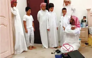  ??  ?? A screengrab from a video on Instagram that showed Emirati parents destroying Playstatio­n.