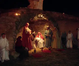  ??  ?? Un’immagine del presepe vivente di Canosa di Puglia