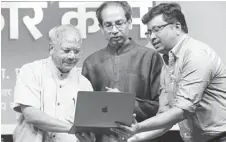  ?? ?? Uddhav Thackeray with Vanchit Bahujan Aghadi prez Prakash Ambedkar (left)