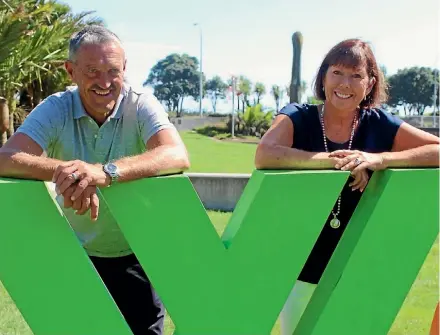  ?? SUPPLIED ?? Bruce and Dianne Richards are enjoying having elevated views of the acts at Womad.