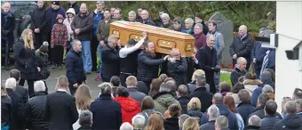  ??  ?? Up to 1,000 people attended the funeral of Willie Whelan at Poulfur Church on Monday.