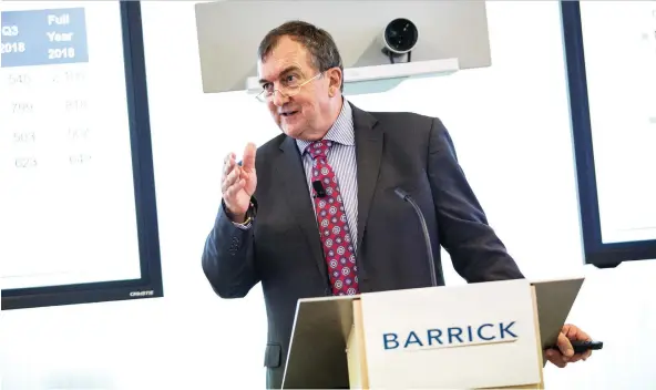  ?? NICK KOZAK FOR POSTMEDIA NEWS ?? Barrick’s new CEO Mark Bristow speaks at the company’s earnings conference in Toronto on Wednesday. He has dismissed criticism that the company is losing its Canadian focus and vowed to avoid speculativ­e acquisitio­ns and not to rush into selling assets.