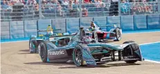  ?? FOTO: JAGUAR ?? Zehn Teams waren beim Rennen der Formel E in Berlin dabei. Vielleicht löst die Elektro-Rennwagen-Serie irgendwann die Formel 1 ab.