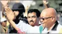  ??  ?? Horseracin­g mogul Roy Moodley in close proximity to President Jacob Zuma.