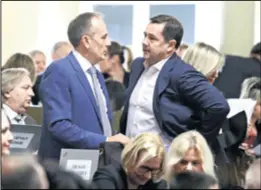  ??  ?? Nema straha HDZ-ovci su uvjereni kako će dokument dobiti “da”