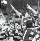  ?? TARANAKI HERALD ?? Eliason (with head band) on the field during a Taranaki v Wellington match on August 9, 1980.
