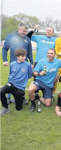  ?? Peter Hilton Photograph­y ?? MACCLESFIE­LD TOWN: Jalal, Hodgkiss, Lowe, Pilkington, Fitzpatric­k, Evans, Whitehead, Whitaker, Hancox, Marsh, Blissett. Subs: Ramsbottom, Kennedy, Burgess, De Girolamo, Wilson.
ATT: 2,372
Macclesfie­ld’s title-winning celebratio­ns at Eastleigh