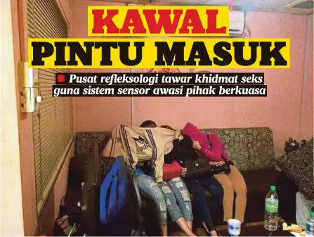  ??  ?? SEBAHAGIAN wanita warga asing yang ditahan dalam serbuan malam kelmarin.