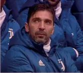  ??  ?? JUVENTUS-UDINESE
Le lacrime di Gigi Buffon, ieri in panchina, ancora sconvolto per la perdita dell’amico e compagno