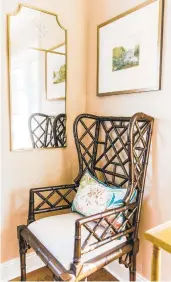  ?? ?? Pillows, side tables, stools, chandelier­s and mirrors add glamour and range to your rooms, especially when paired with carved details, metallic finishes and other classic motifs.
