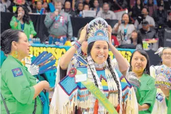  ??  ?? Danielle Ta’Sheena Finn is crowned Miss Indian World 2016.