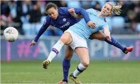  ??  ?? Drew Spence and City’s Gemma Bonner battle for the ball. Photograph: Richard Sellers/