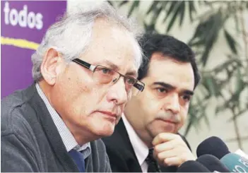  ??  ?? El timonel del PPD, Gonzalo Navarrete, y el vicepresid­ente Jaime Quintana.