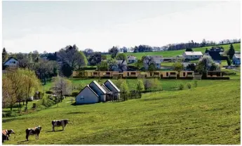  ?? © Metafore ?? En 2018, sept logements devraient venir compléter le paysage en dessous du lotissemen­t de La Parro.