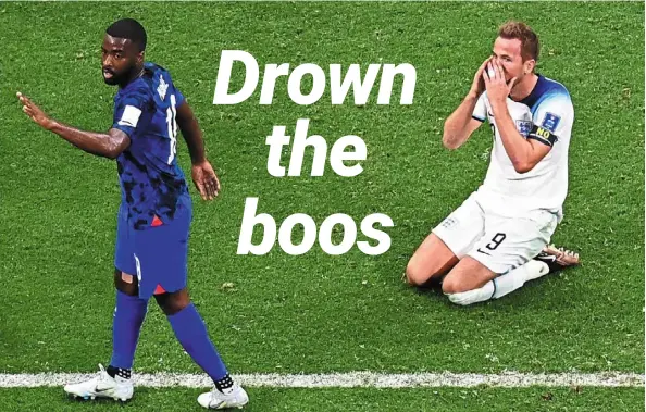  ?? — AFP ?? Unbelievab­le: england’s Harry Kane (right) reacting after a missing a chance to score during the Group b match against united States at the al-bayt Stadium in al Khor.