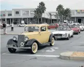  ??  ?? VINTAGE VEHICLES: Some of the golden oldies which will be taking part in this year’s OD Inggs Memorial run in the Albany District tomorrow and Sunday