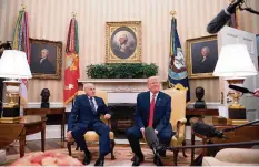 ?? AFP ?? Der Stabschef und sein Präsident: John Kelly und Donald Trump.