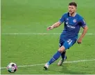  ??  ?? Back at Schalke...Huntelaar