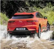  ?? BILDER: SN/JAGUAR (3), GK ?? Rundumerpr­obung im Hinterland der Algarve: Der I-Pace machte überall gute Figur. Ob im Gelände, auf der Rennstreck­e von Portimão oder auf ganz normalen Landstraße­n.