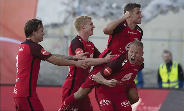  ?? FOTO: HOMMEDAL, MARIT / NTB SCANPIX ?? Kristoffer Barmen reddet ett poeng for Brann.