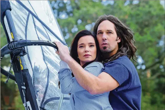  ?? CONTRIBUTE­D BY NETFLIX ?? Marguerite Moreau and Paul Rudd star in “Wet Hot American Summer: Ten Years Later.”