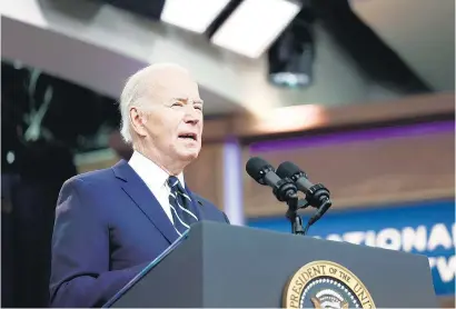  ?? ?? Biden anunció la cancelació­n de una importante deuda estudianti­l.