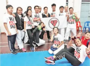  ??  ?? SKUAD karate SKAS menang satu perak dan 10 gangsa pada Kejohanan Karate Piala Datuk Hanshoi James Lo di Keningau.